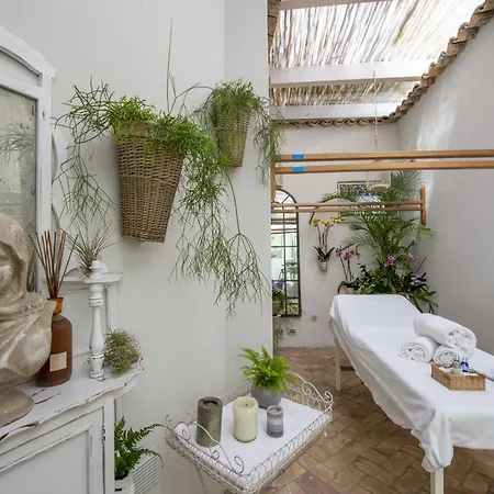 - Elio * ポジターノ