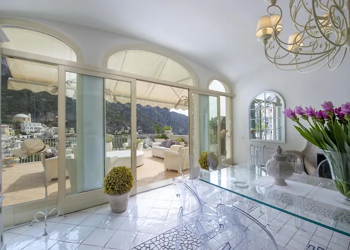 - Elio Villa Positano